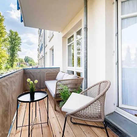 Elbkiez - Wohnen Zwischen Elbe & Altstadt, Stilvoll Mit Balkon! דירה